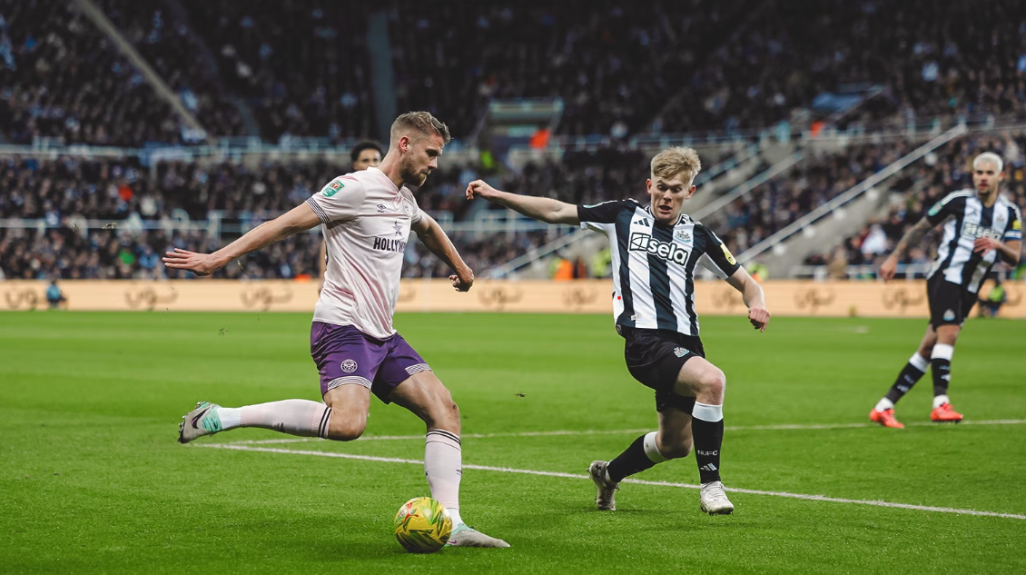 Newcastle United vs Brentford (02:45 – 19/12) | Xem lại trận đấu