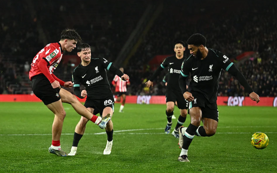 Southampton vs Liverpool (03:00 – 19/12) | Xem lại trận đấu